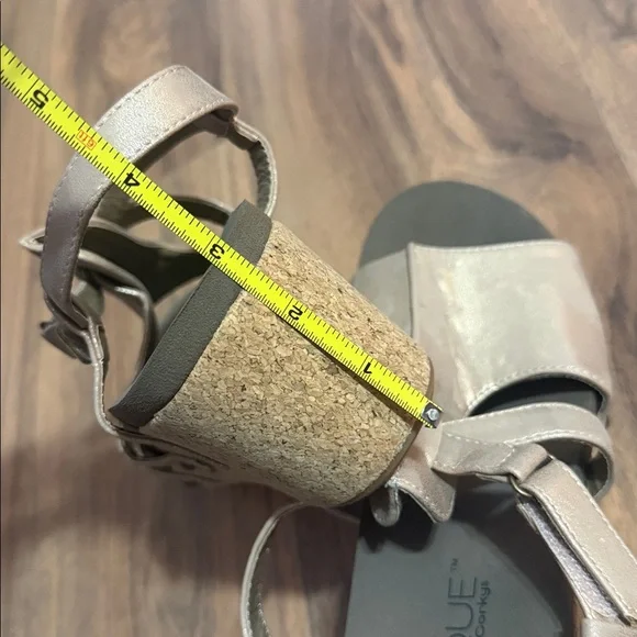 Boutique Corky's Seltzer Gold Metallic
Studded Wedge Sandals - Picture 8 of 9